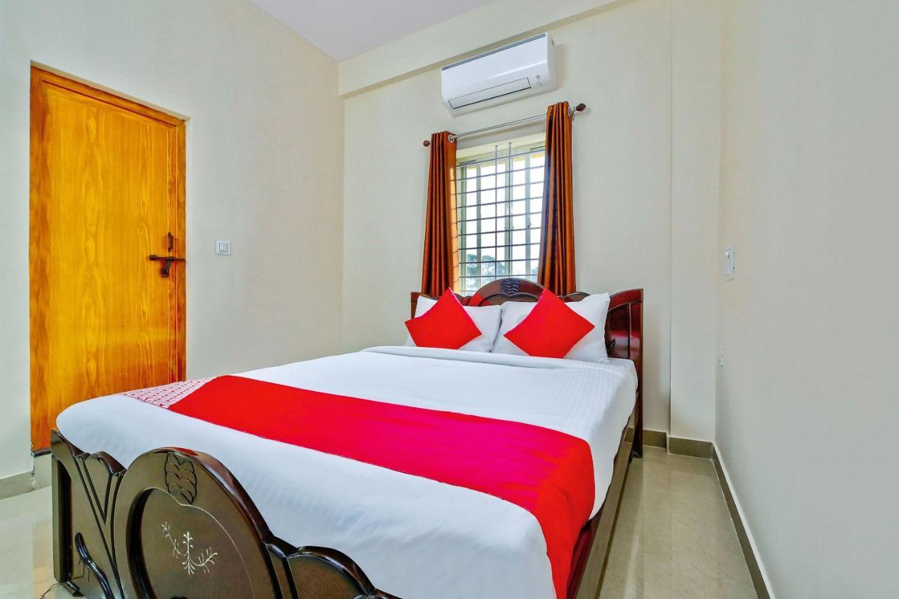 Готель Oyo 39837 Sri Anjaneya Residency Шімоґа Екстер'єр фото