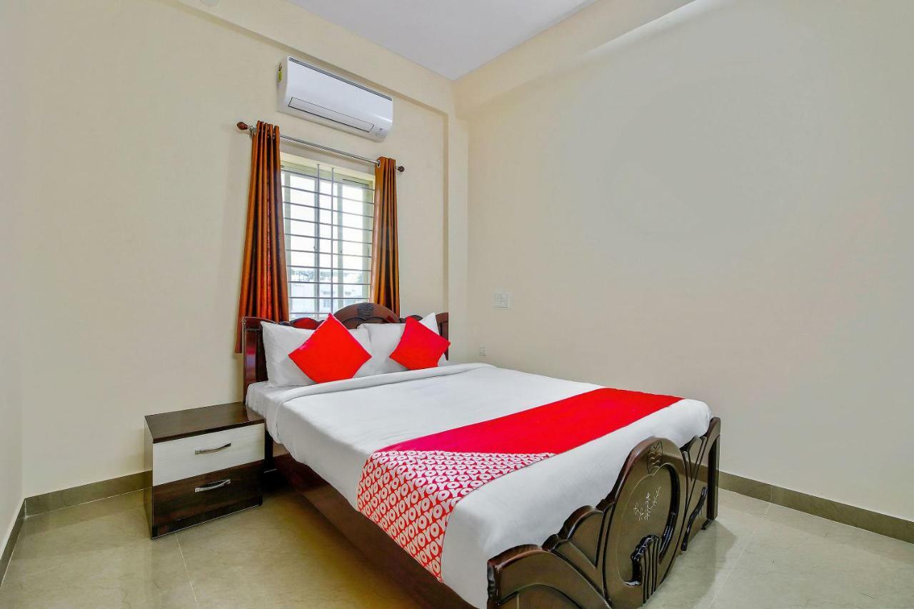 Готель Oyo 39837 Sri Anjaneya Residency Шімоґа Екстер'єр фото