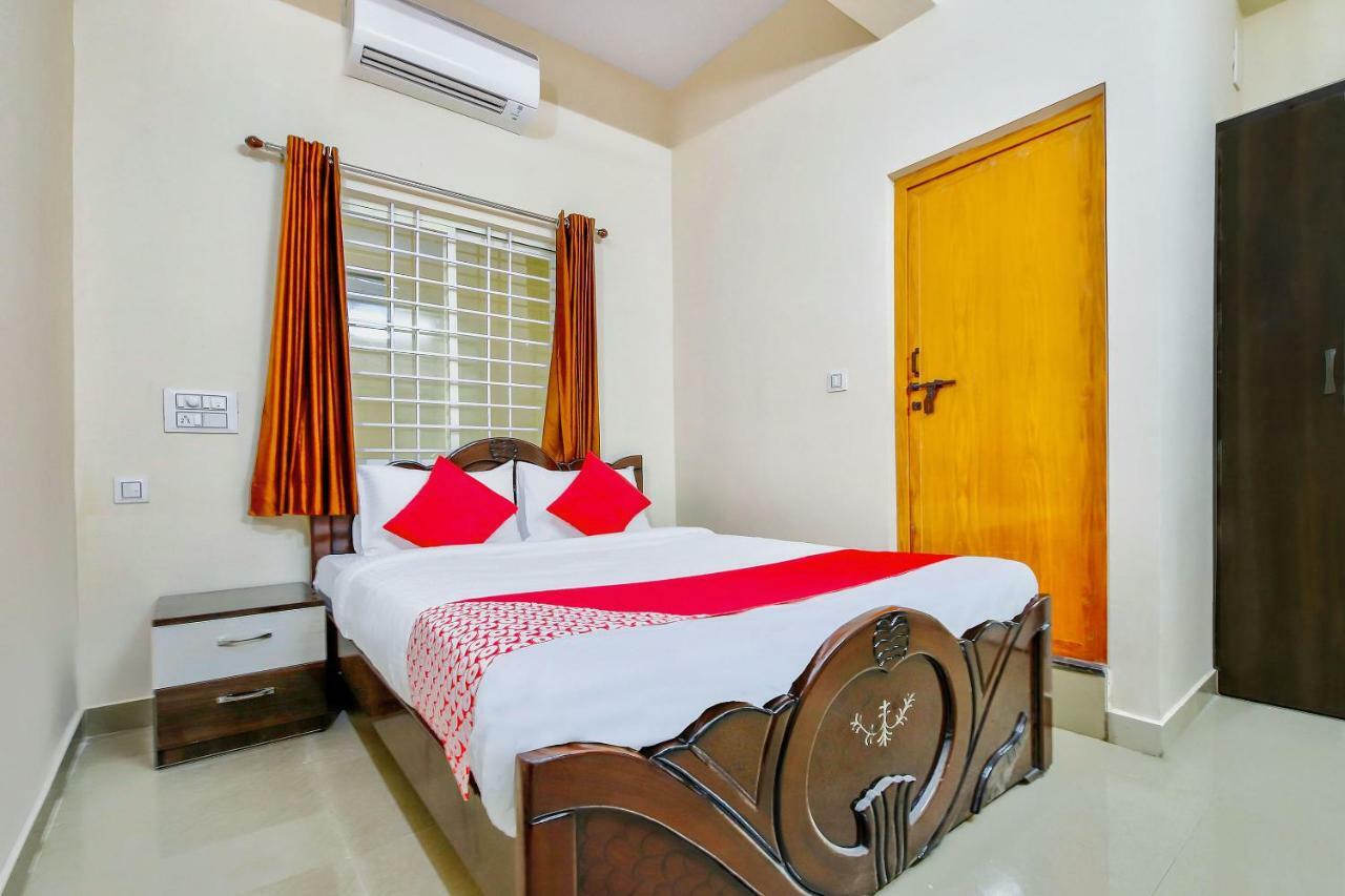 Готель Oyo 39837 Sri Anjaneya Residency Шімоґа Екстер'єр фото