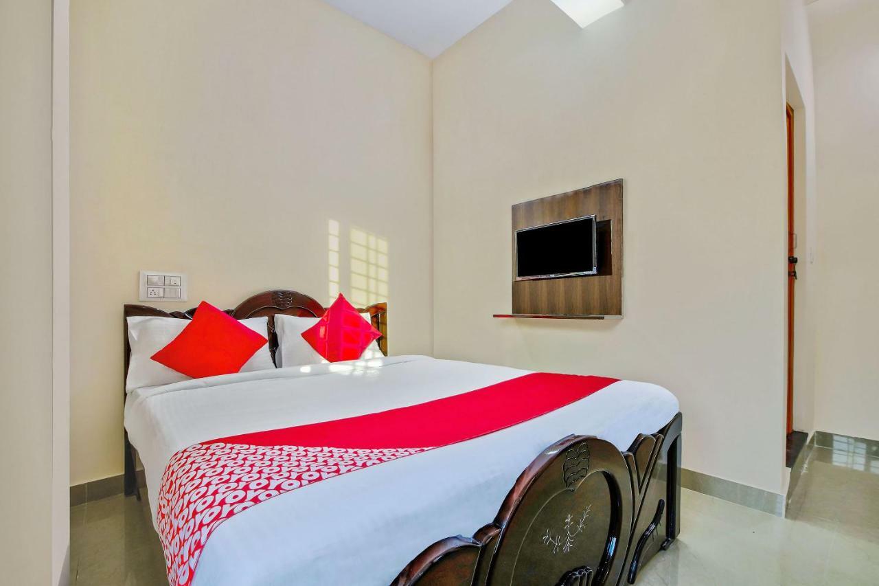 Готель Oyo 39837 Sri Anjaneya Residency Шімоґа Екстер'єр фото